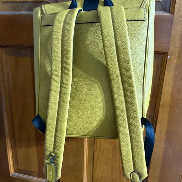 Coach Blaine Backpack - threedaughtersproperties.com